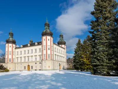 Zámek Vrchlabí, město Vrchlabi, Krkonose, Ceska republika / Castle, Vrchlabi town, Giant mountains, Czech republic