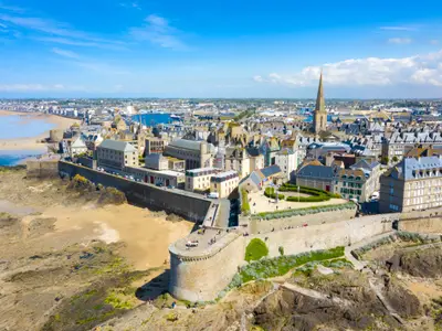 Beautiful view of the city of Privateers - Saint Malo in Brittany