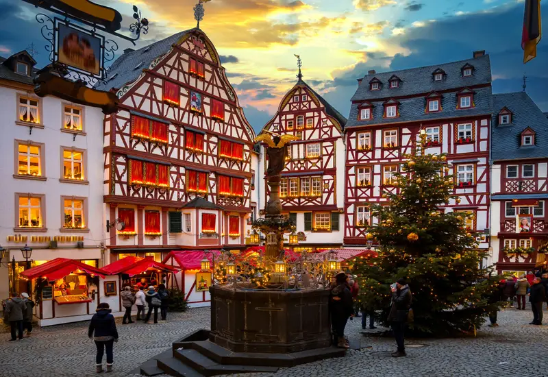 Zauber der weihnachtlichen Mosel