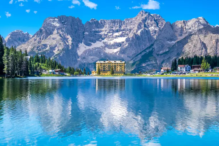 Blue lake misurina, Dolomites, Italy